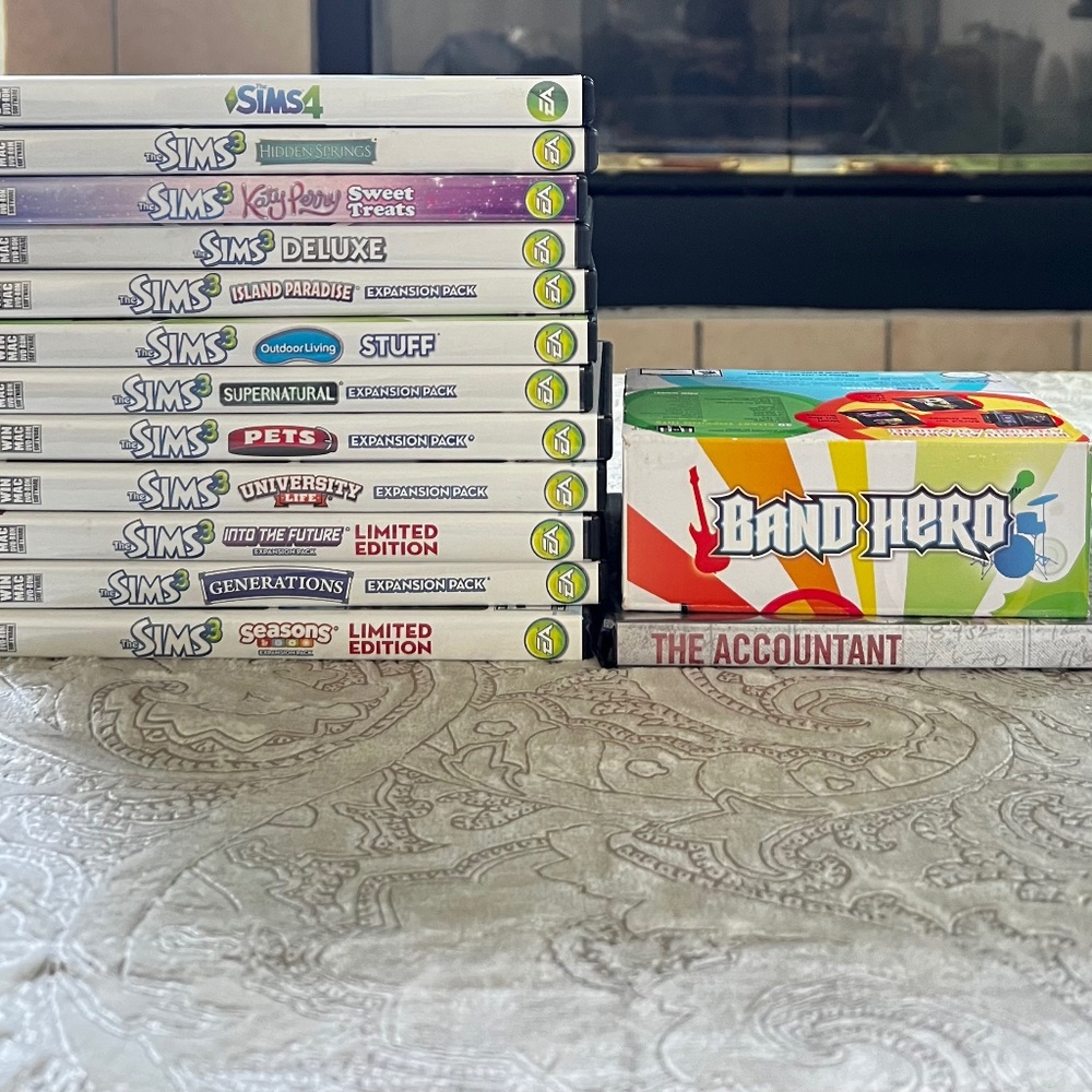 Sims 3 Game Pack (Extra: Movie and Band Hero)